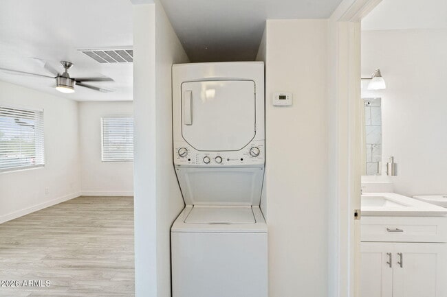 Building Photo - 1707 N 18th St