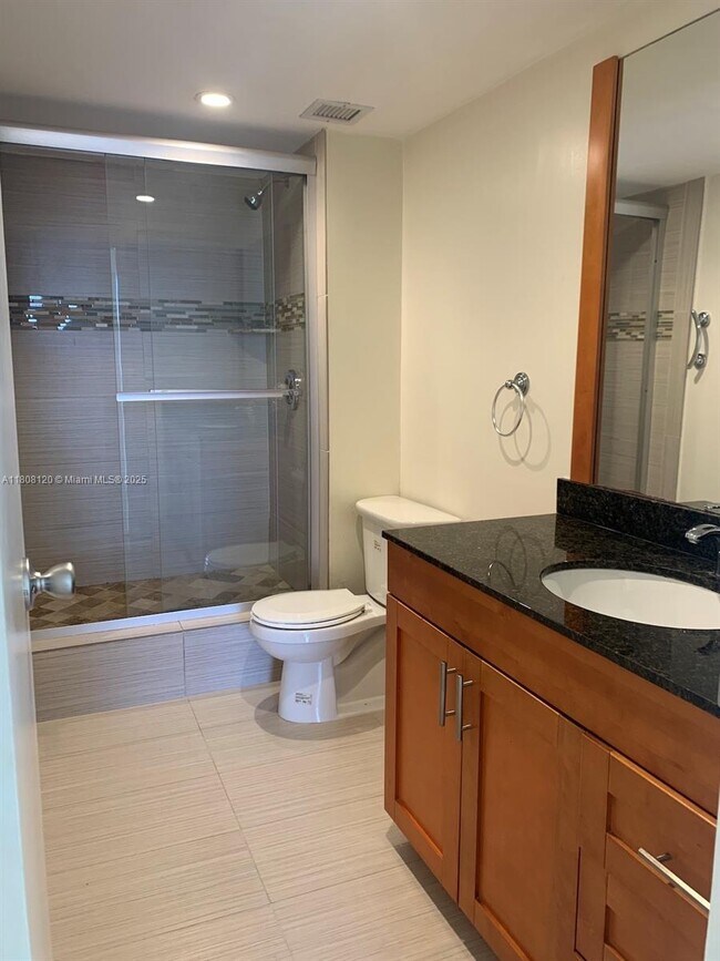 Building Photo - 13499 Biscayne Blvd