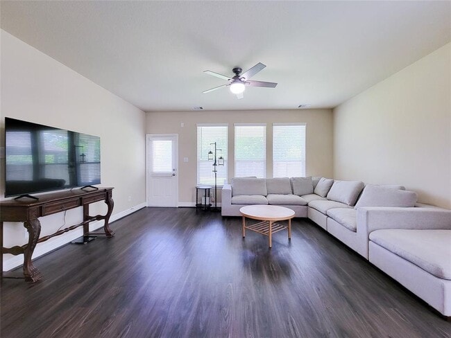 Building Photo - 3430 Hughes Mdw Wy