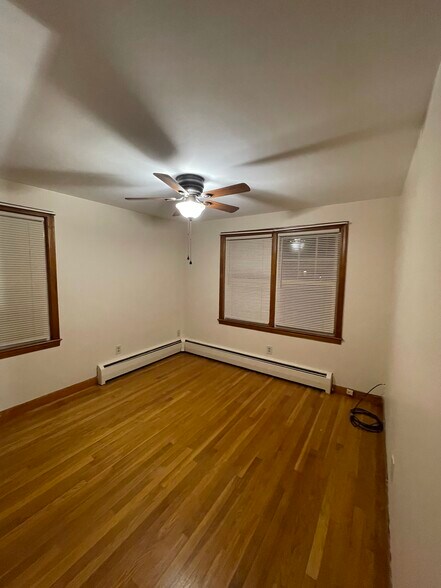 Bedroom - 38 Lamb St