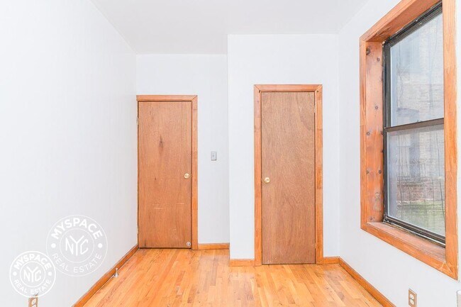 Building Photo - 77 Division Ave