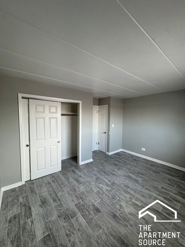 Building Photo - 1314 Carol St