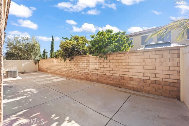 Building Photo - 6111 Rosewood Way