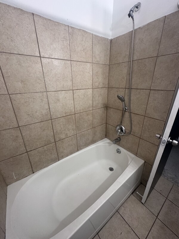 Building Photo - 9415 Edmunds Ave