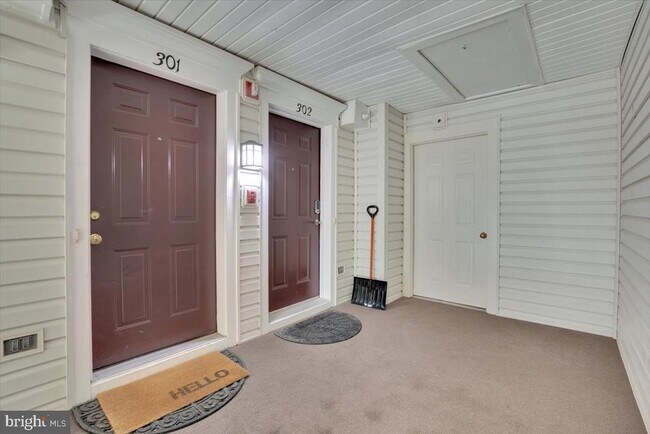 Building Photo - 5995 Terrapin Pl