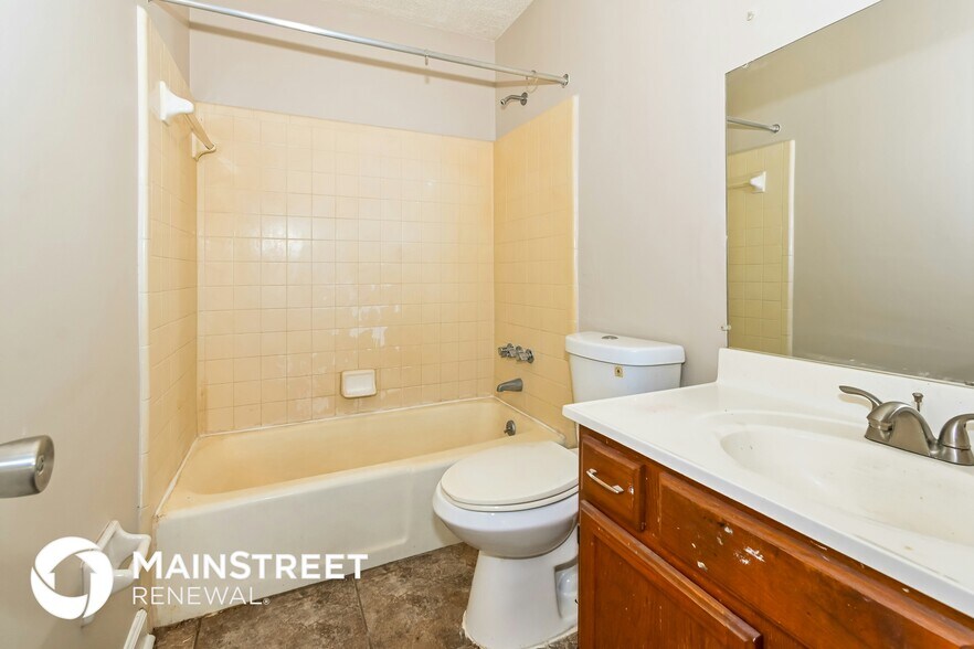 Building Photo - 6770 Starkenburg Ln