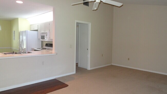 Building Photo - 2342 N Gadsden Pt