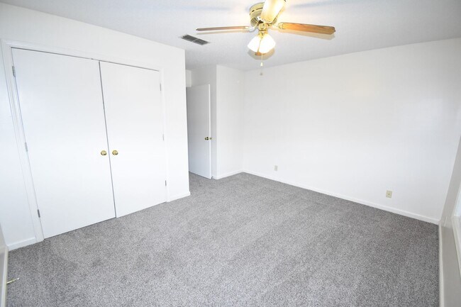 Building Photo - Forbes Avenue-248