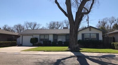 Building Photo - 1514 Maplewood Dr