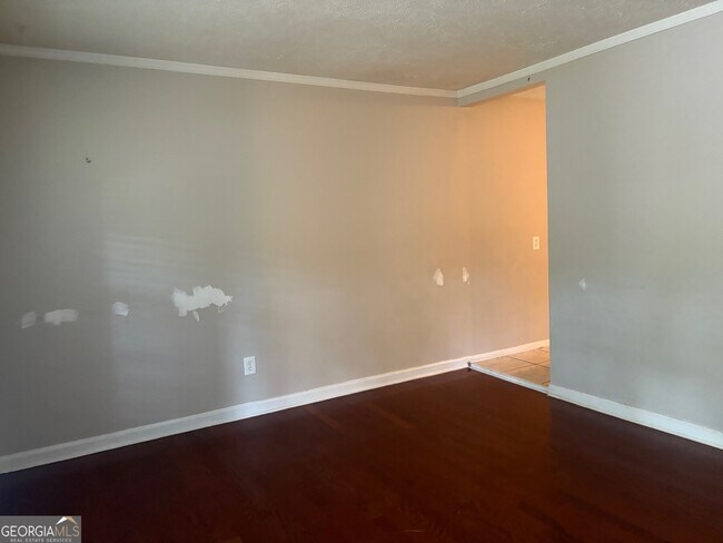 Building Photo - 8145 Attleboro Dr
