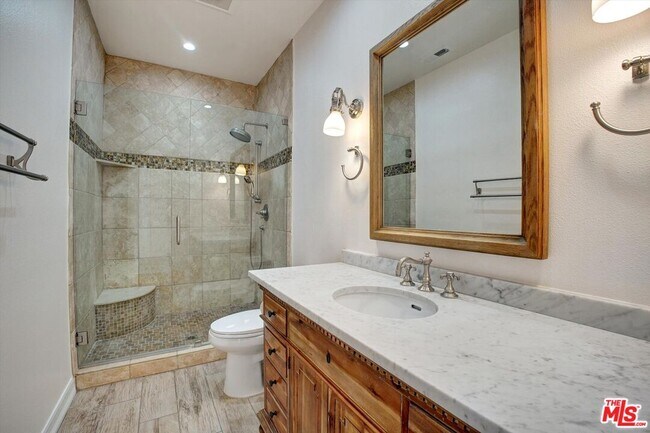 Building Photo - 13045 Ripple Creek Ln