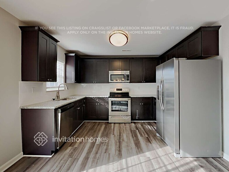 Building Photo - 6535 Centerline Dr