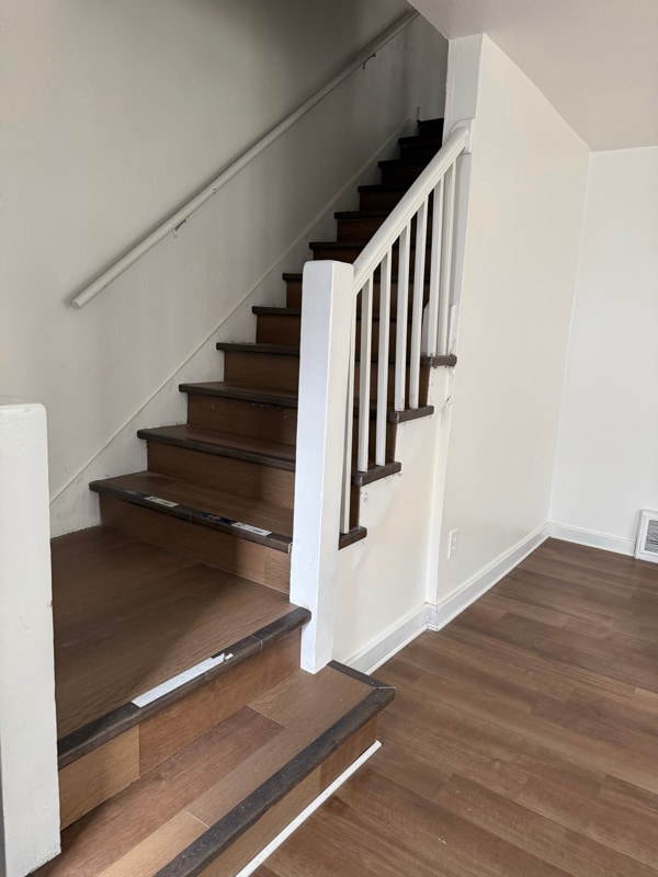 Building Photo - 703 S Hydraulic Ave