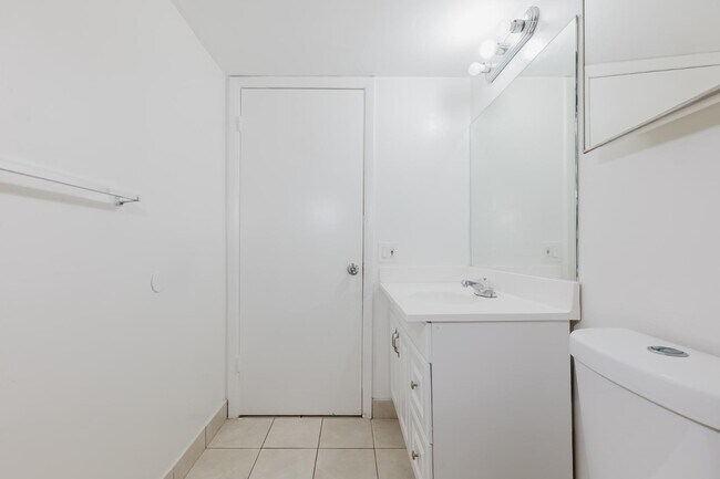 Building Photo - 2020 NW 119th St