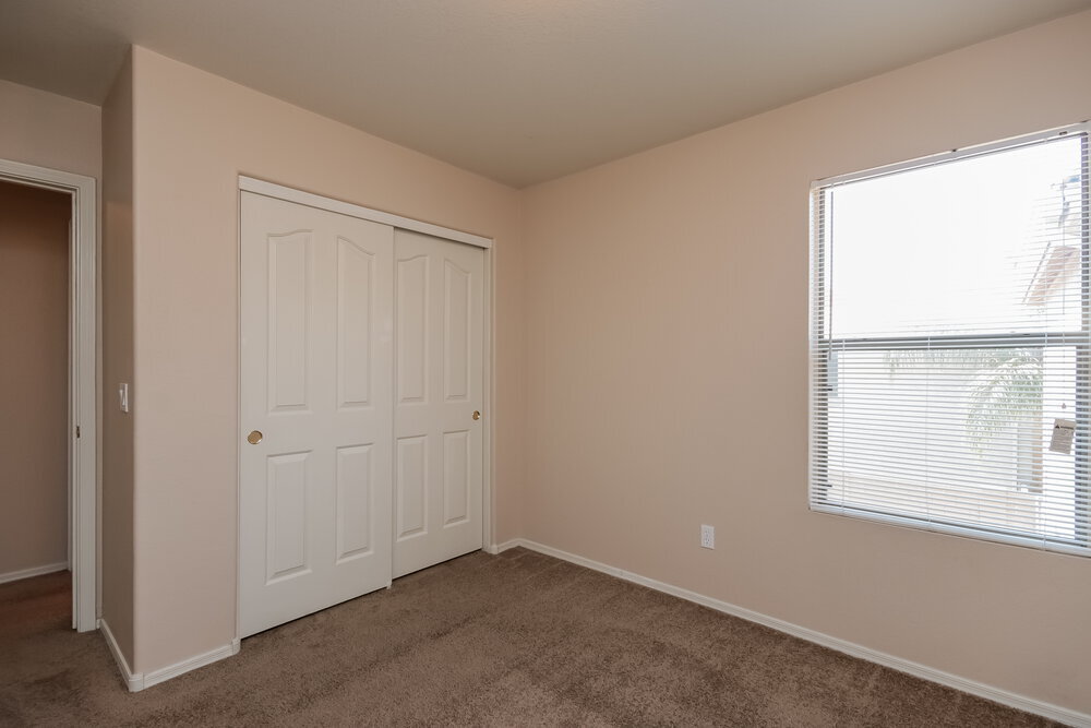 Building Photo - 11215 W Garfield St