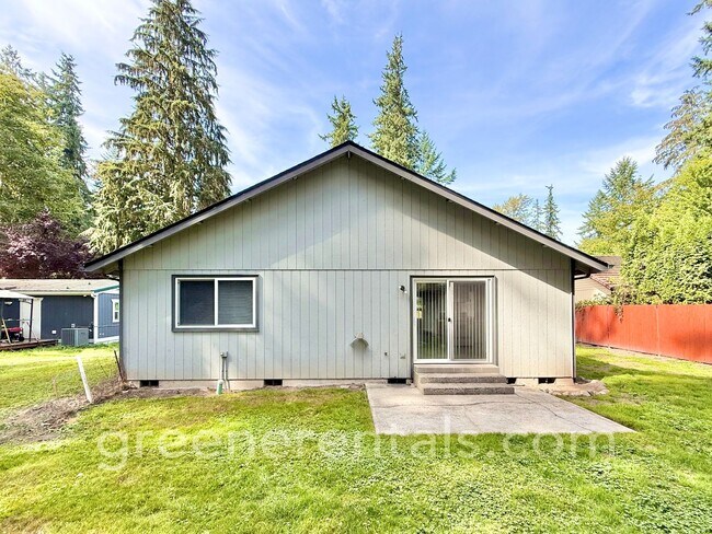 Building Photo - Coming Soon! 3BR/2BA Rambler in Nisqually ...