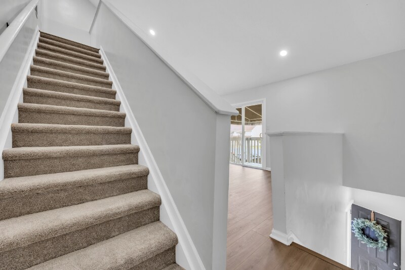 Building Photo - 801 Burcale Rd