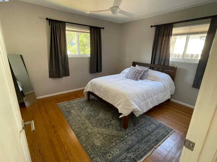 Building Photo - 2005 Joan Way