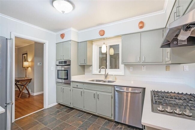 Building Photo - 1220 Blueberry Trail