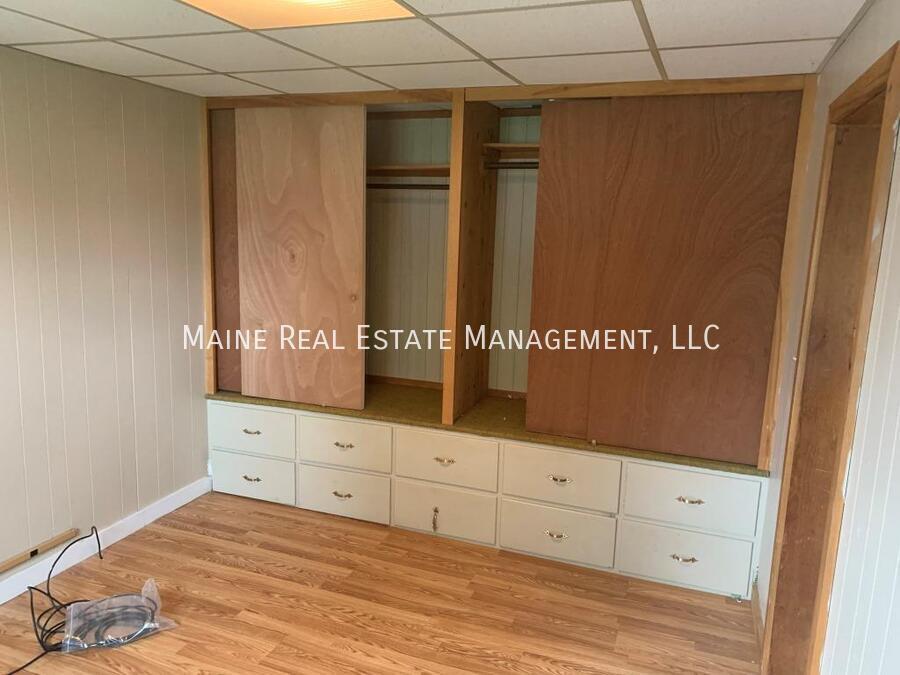Building Photo - 35 Bosworth St