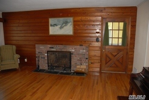 Building Photo - 30 Cedar Dr