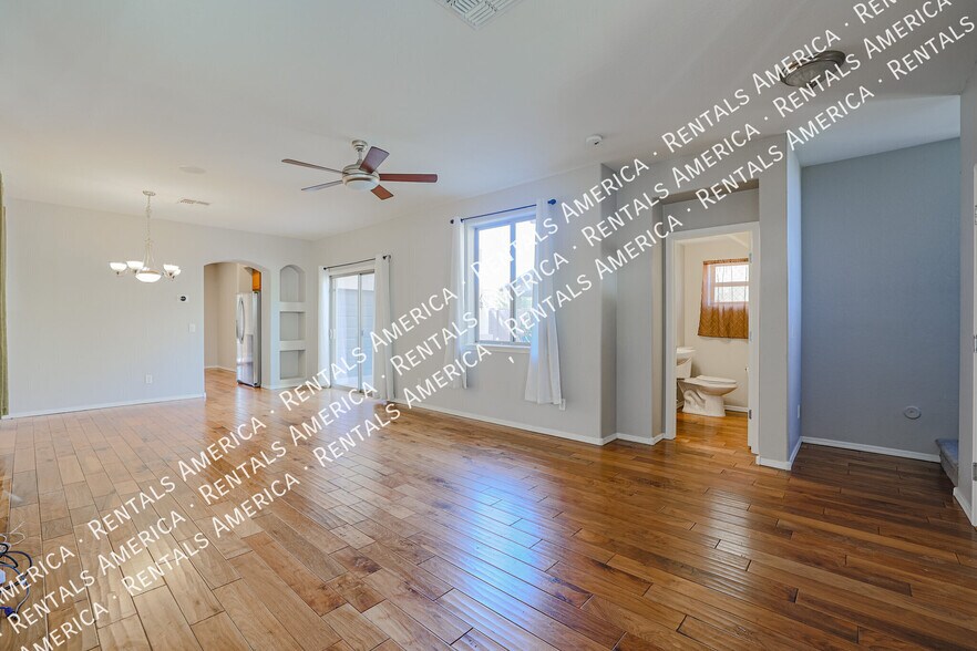 Building Photo - 7324 N 90th Ln
