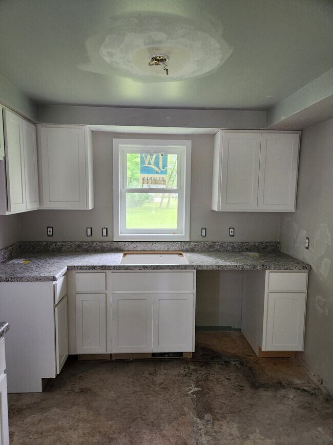 Primary Photo - 29193 Dardanella St