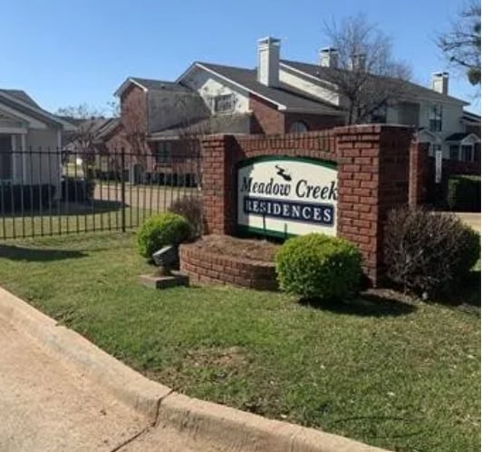 Building Photo - 17 Meadow Creek Dr