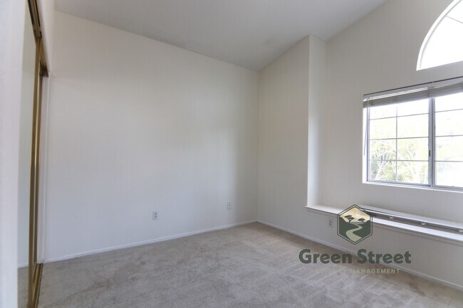 Building Photo - 6630 Corte Loma