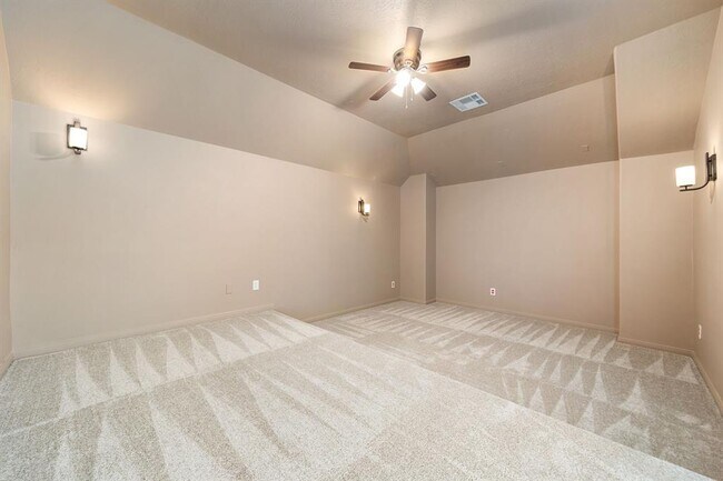 Building Photo - 2107 Pearl Bay Ct