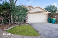 Building Photo - 1396 Chinaberry Dr