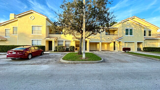 Primary Photo - 104 SW Peacock Blvd