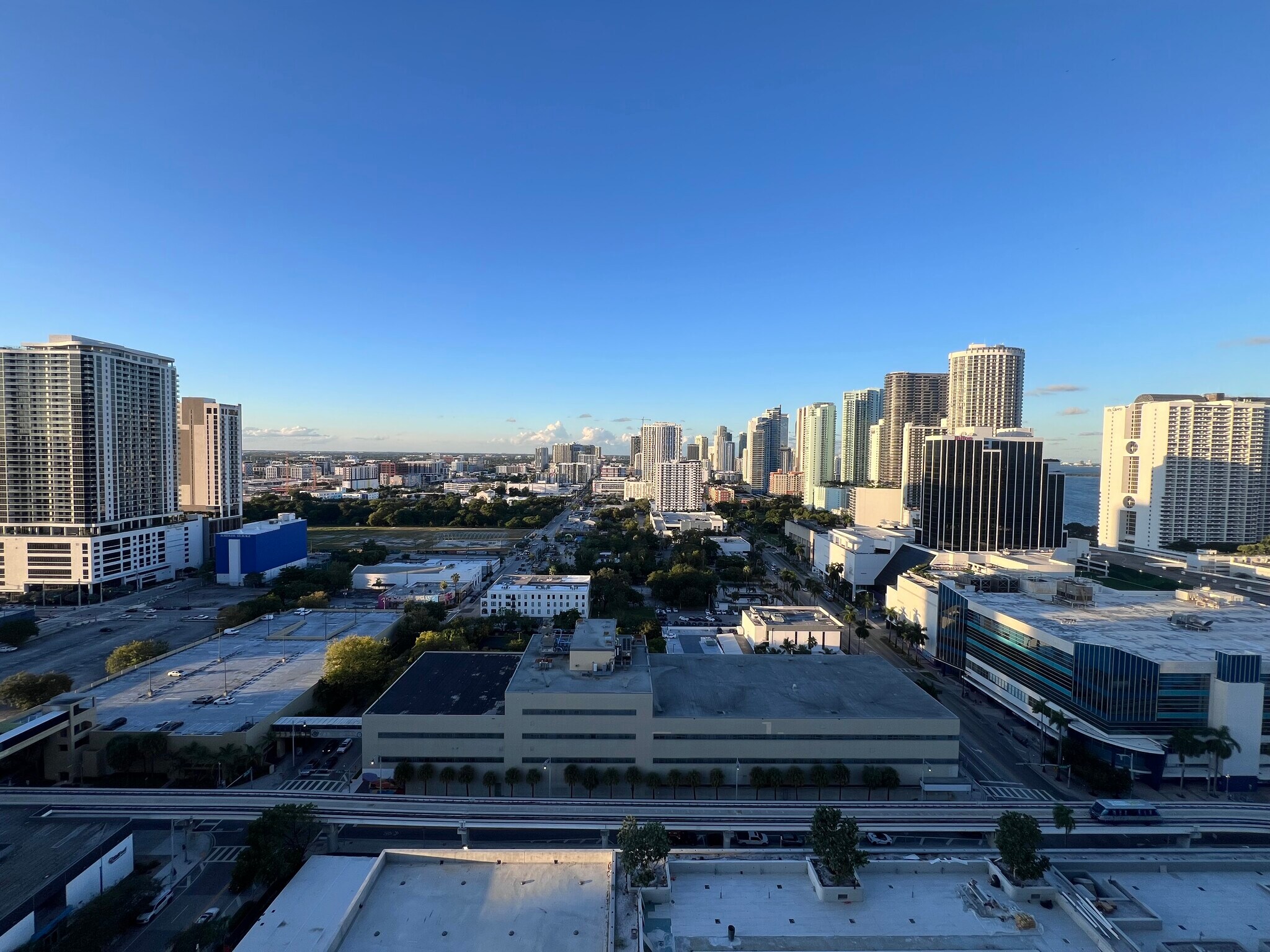 Building Photo - 1516 NW 1st Ave