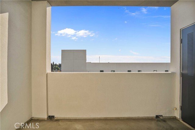 Building Photo - 8750 Sepulveda Blvd