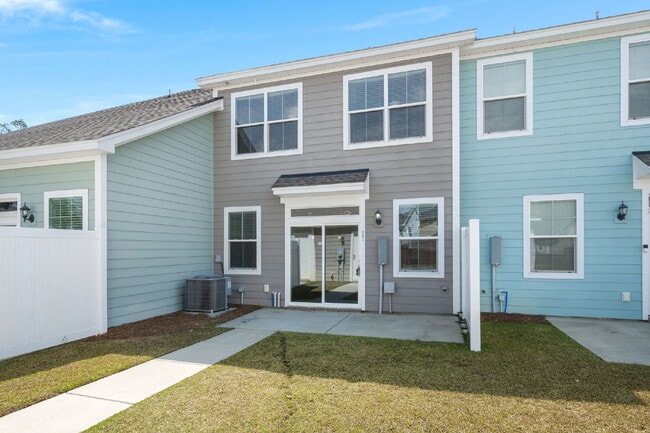Building Photo - 407 Stoneleigh Ln