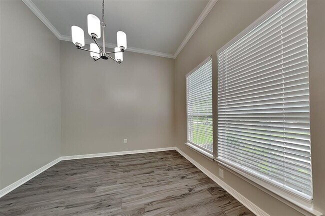 Building Photo - 6818 Auburn Oak Trail