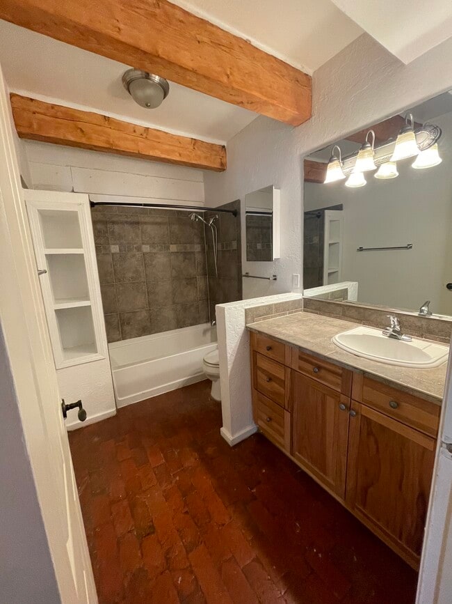 Building Photo - 155 Placitas Rd NW