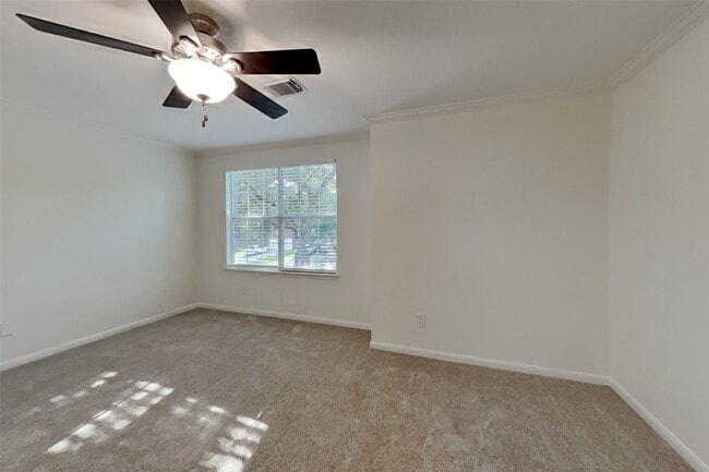 Building Photo - 32334 Summer Park Ln