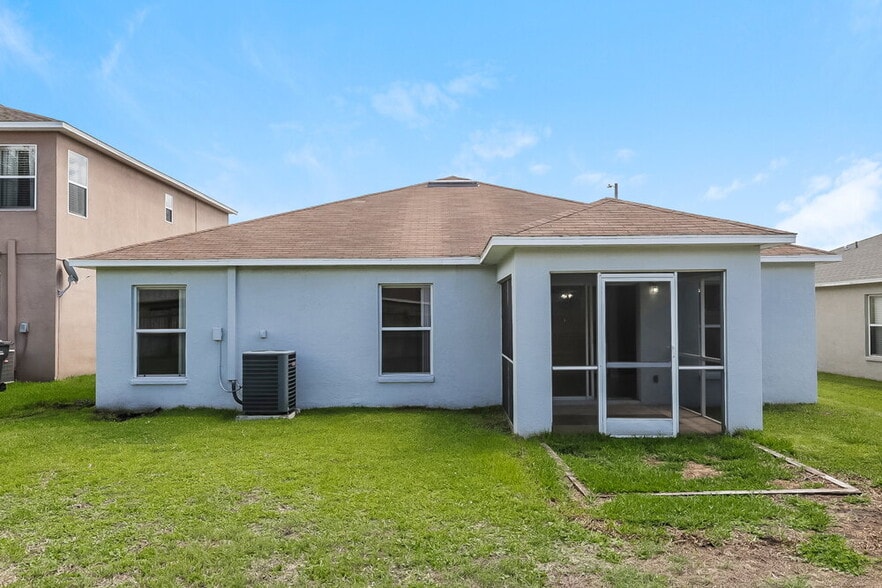 Building Photo - 2292 Blackwood Dr