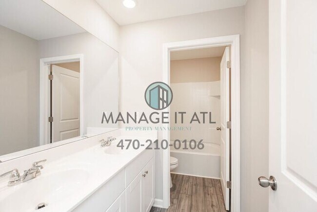 Building Photo - Beautiful 5 Bedroom House for rent in Pendergrass