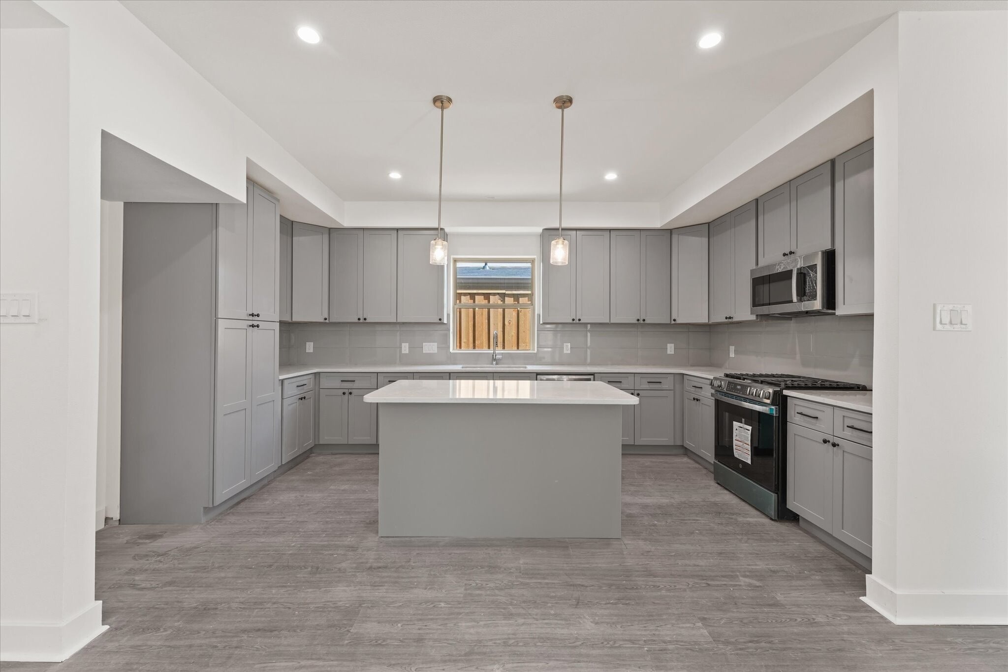 Building Photo - 3763 Wenatche Dr