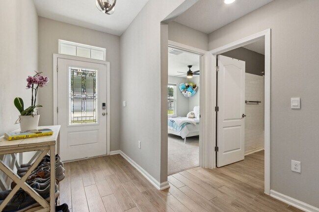 Building Photo - Home for rent