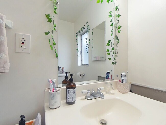 Building Photo - Huge 2 story 8 bed room Home: a hop and a skip from SDSU!  You will never be late to class!