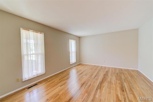 Building Photo - 1853 Burlewood Dr