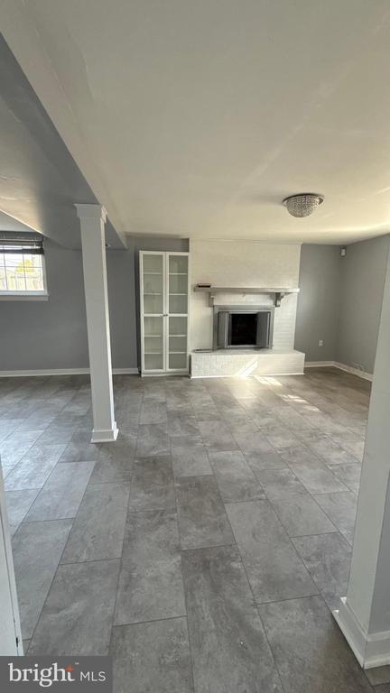 Building Photo - 297 Kesselring Ave