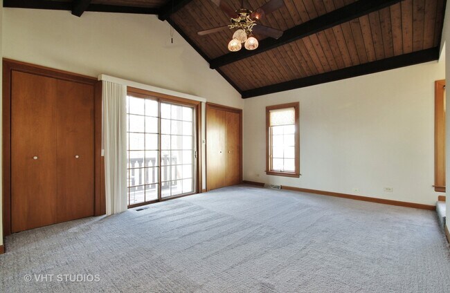 Building Photo - 920 Juniper Rd