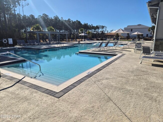 Building Photo - 460 Melrose Wy