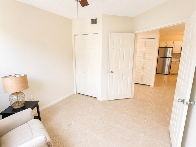 Building Photo - 651 Okeechobee Blvd