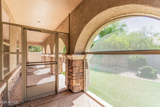 Building Photo - 3079 E Ridgewood Ln