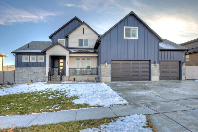 Building Photo - Luxury Smart Home with Lake & Mountain Views in Saratoga Springs!!!